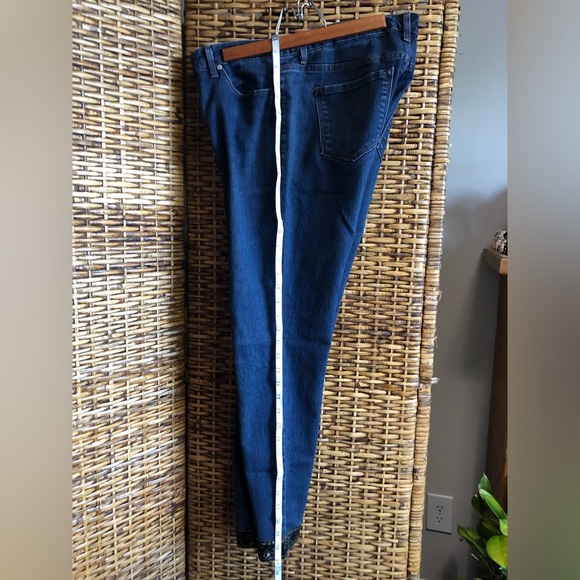 Nine West Mid Rise Skinny Jeans w / Custom Tailored Hem! - Picture 13 of 16